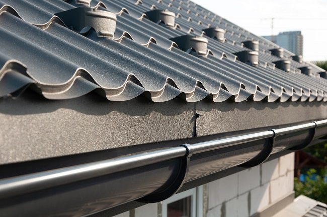 A close up of the gutter on a roof
